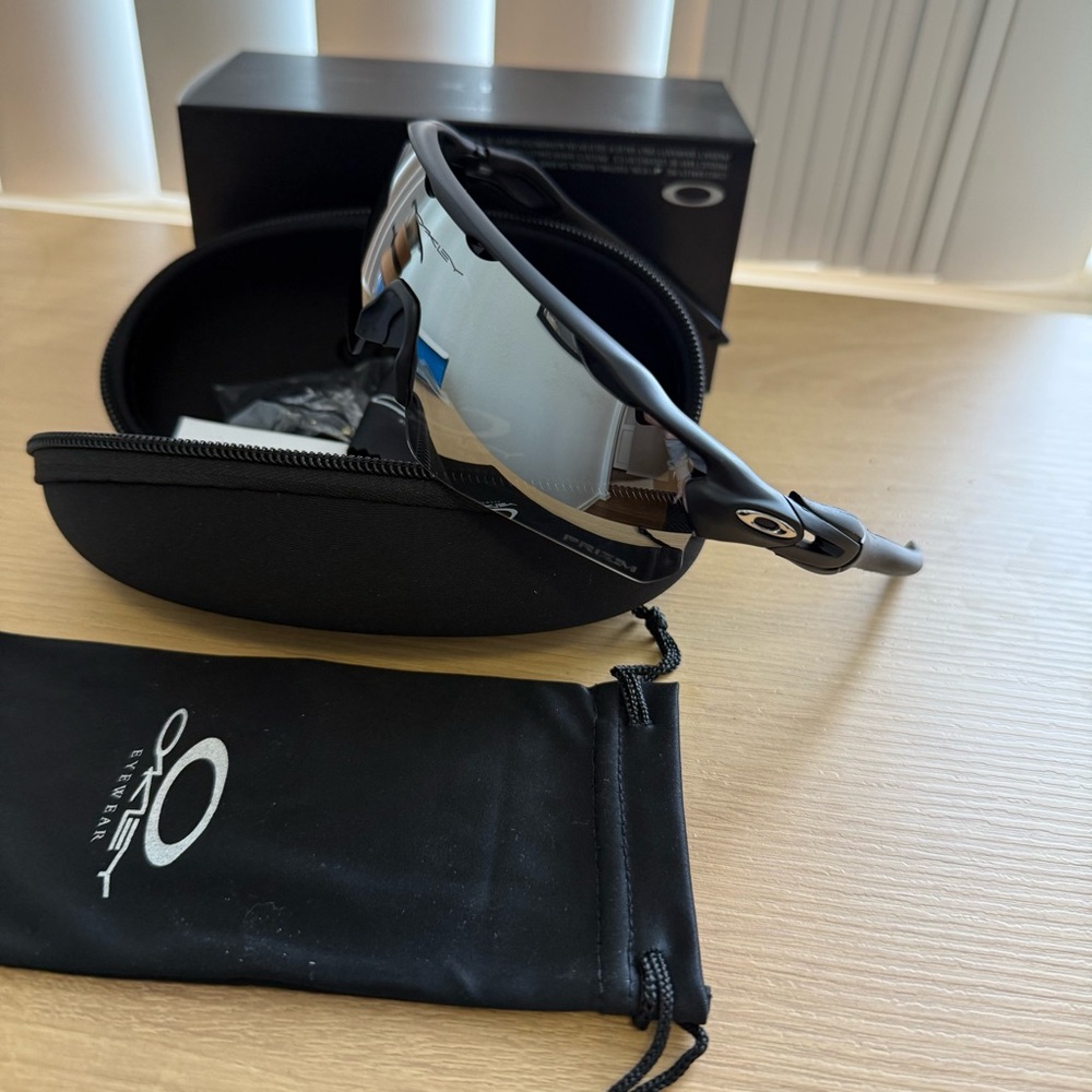 Oakley Radar EV Path Black Reflective New
